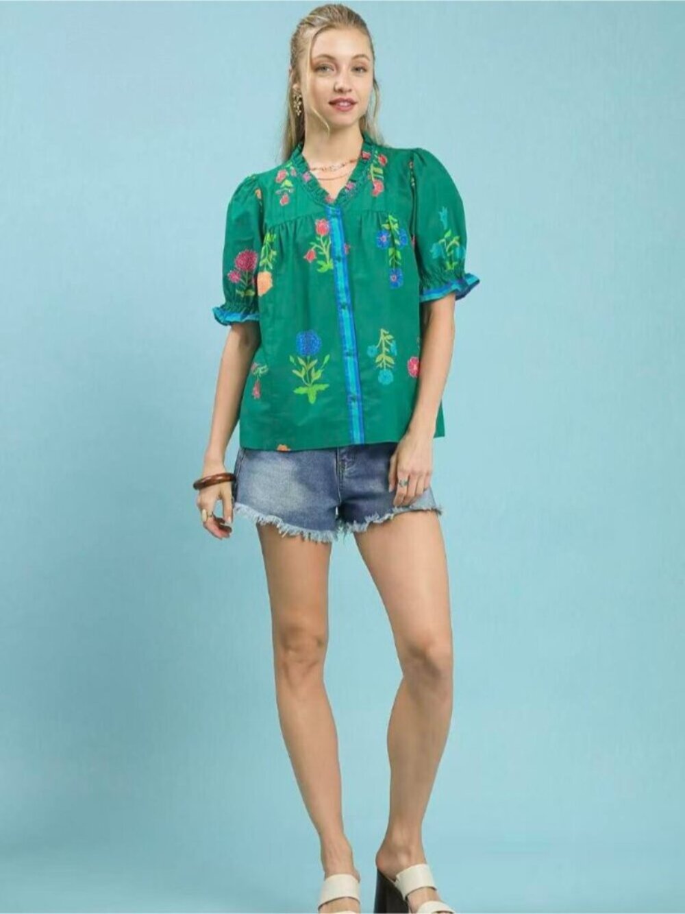 Green Floral Puff-Sleeve Embroidered Blouse